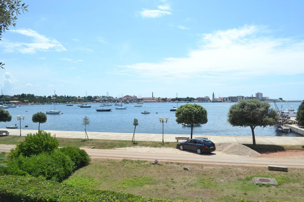 Apartments Lungomare Umag Rum bild