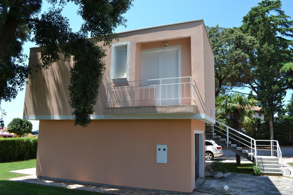 Apartments Lungomare Umag Exteriör bild