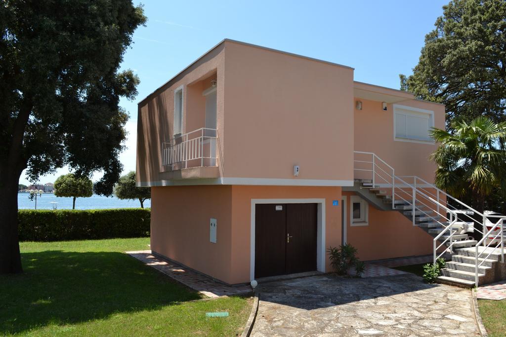 Apartments Lungomare Umag Exteriör bild