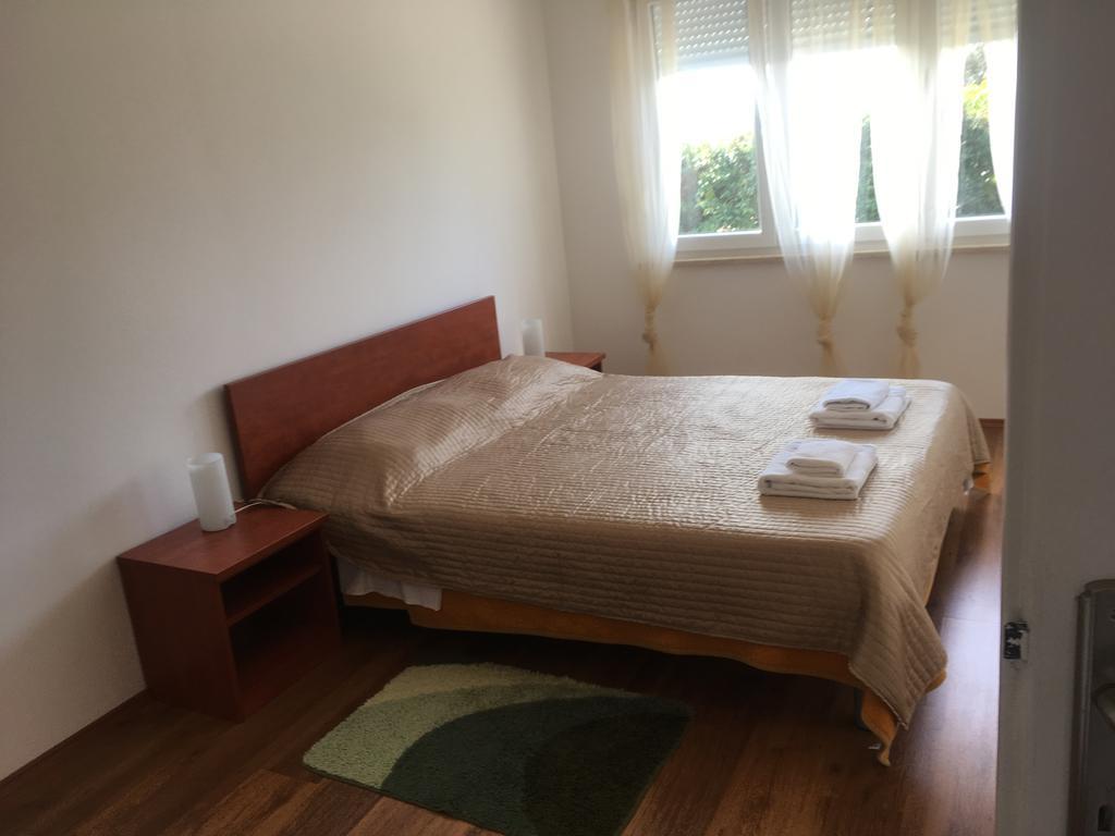 Apartments Lungomare Umag Exteriör bild