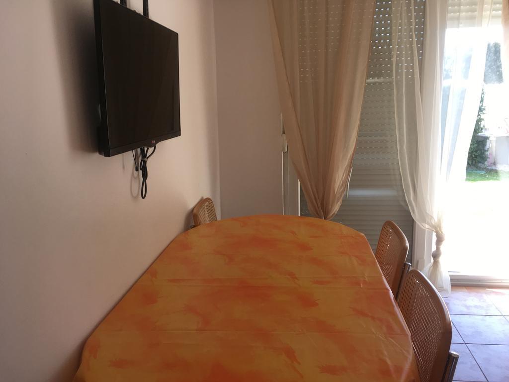 Apartments Lungomare Umag Exteriör bild